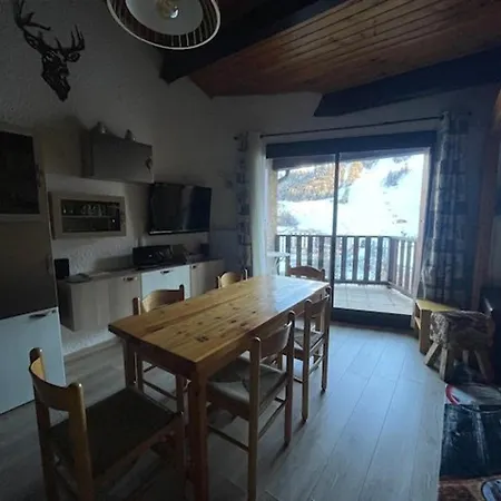 Appartamento T2 Au Pied Des Pistes, 4 Couchages, Balcon - Fr-1-804-42